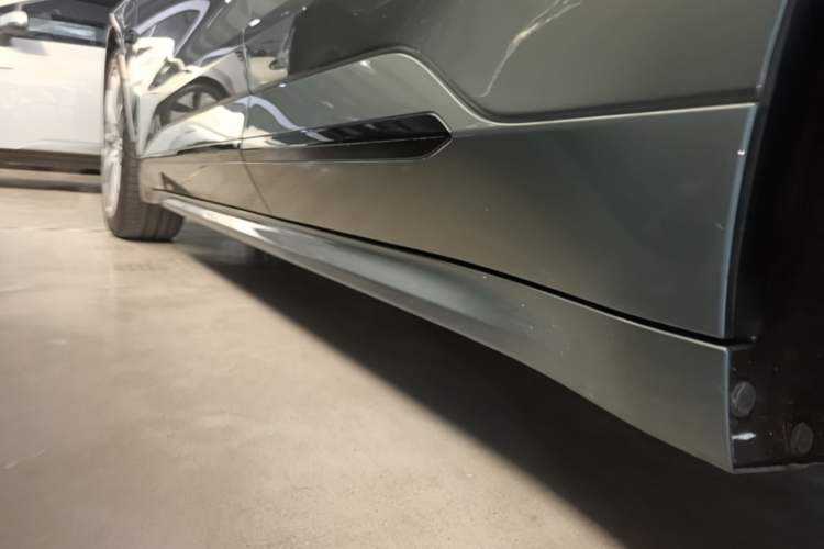 Used Zeekr 001 2021 Long-Range Dual-Motor WE Edition Left Side Sill