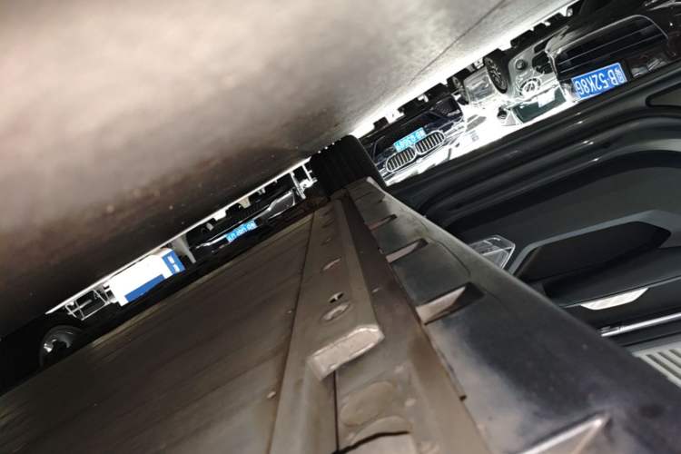 Used Zeekr 001 2021 Ultra-Long Range Single-Motor WE Edition Left Side Sill