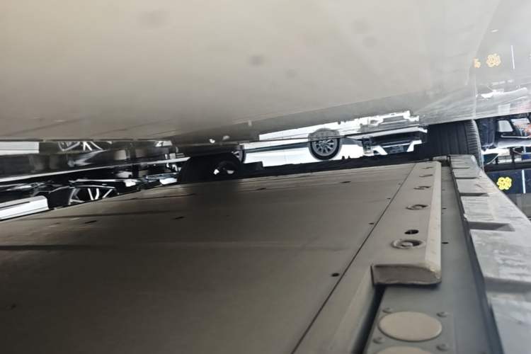 Used Zeekr 001 2021 Ultra-Long Range Single-Motor WE Edition Left Side Sill