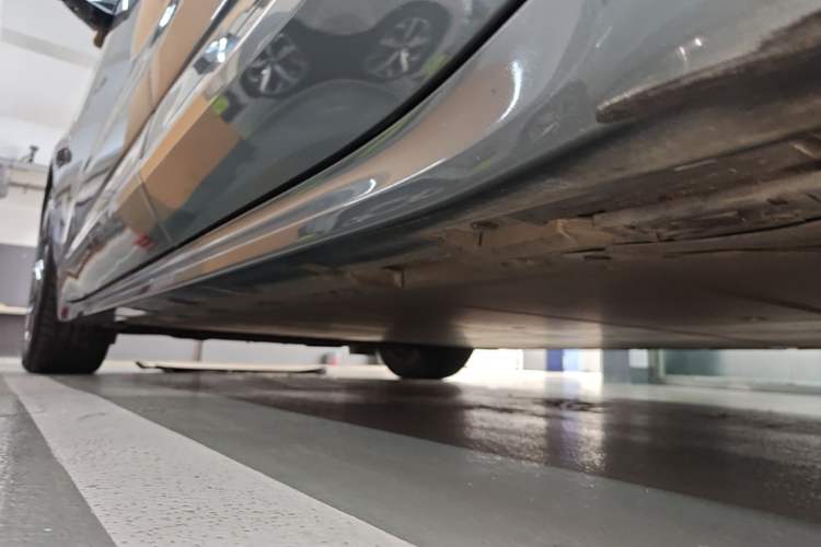 Used Zeekr 001 2021 Ultra-Long Range Single-Motor WE Edition Left Side Sill