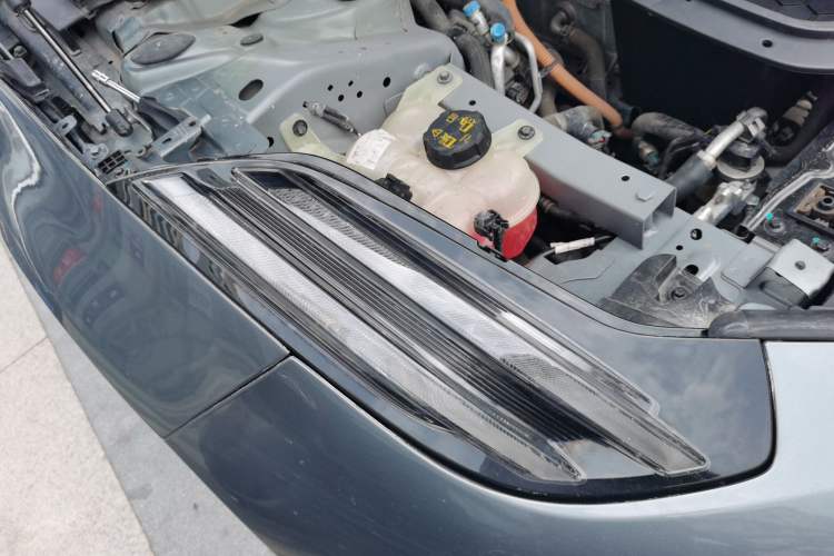 Used Zeekr 001 2021 Long-Range Dual-Motor WE Edition Right Front Headlight