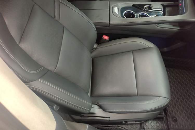 Used Zeekr 001 2021 Ultra-Long Range Single-Motor WE Edition Right Front Seat