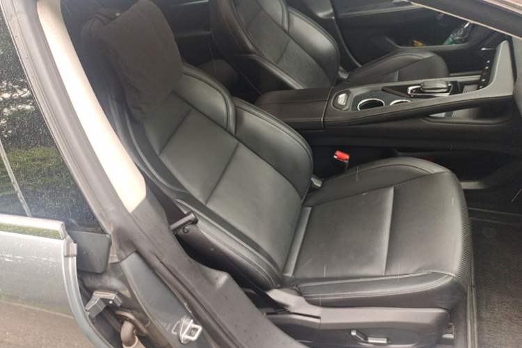Used Zeekr 001 2021 Ultra-Long Range Single-Motor WE Edition Right Front Seat