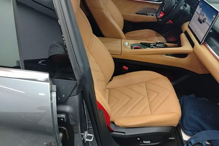 Used Zeekr 001 2021 Long-Range Dual-Motor WE Edition Right Front Seat