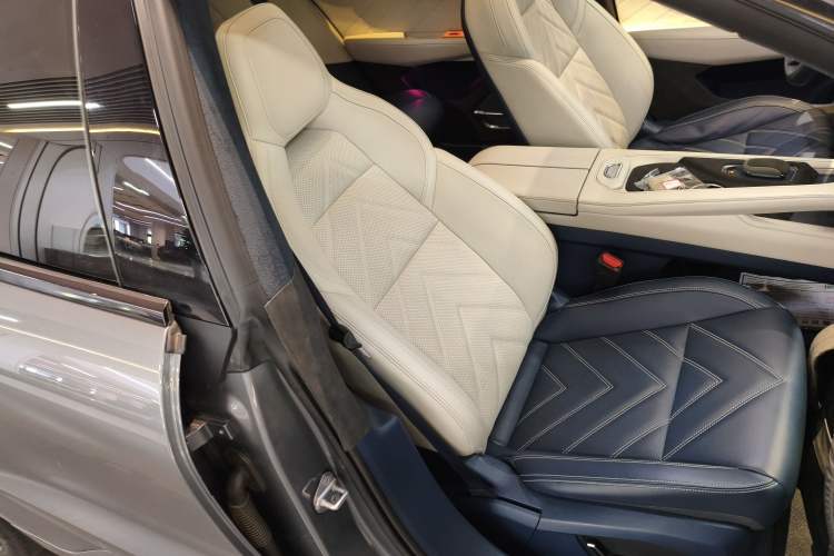 Used Zeekr 001 2021 Ultra-Long Range Single-Motor WE Edition Right Front Seat