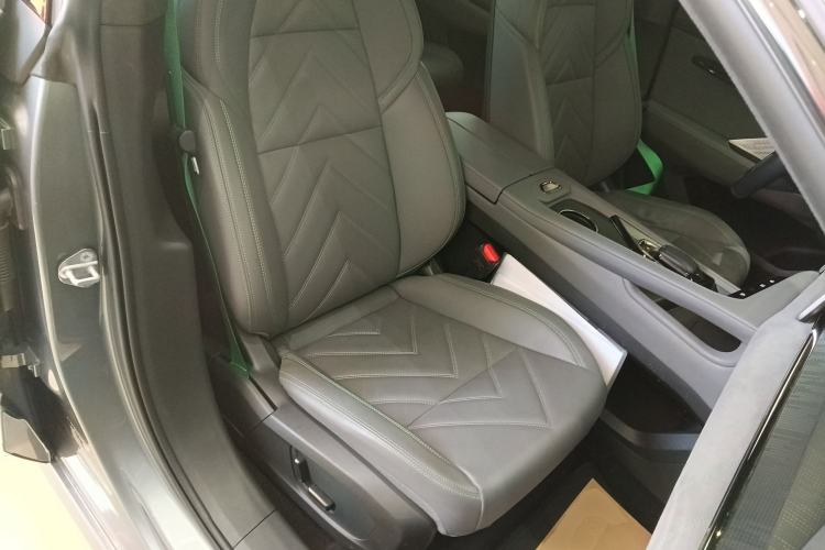 Used Zeekr 001 2021 Ultra-Long Range Single-Motor WE Edition Right Front Seat
