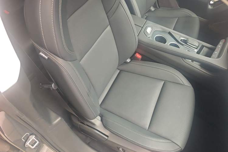 Used Zeekr 001 2021 Ultra-Long Range Single-Motor WE Edition Right Front Seat