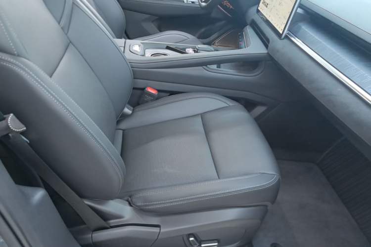 Used Zeekr 001 2021 Long-Range Dual-Motor WE Edition Right Front Seat