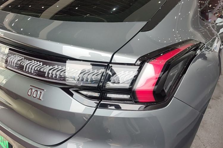 Used Zeekr 001 2021 Ultra-Long Range Single-Motor WE Edition Right Rear Taillight