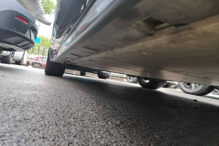 Used Zeekr 001 2021 Long-Range Dual-Motor WE Edition Right Side Sill
