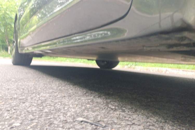 Used Zeekr 001 2021 Ultra-Long Range Single-Motor WE Edition Right Side Sill