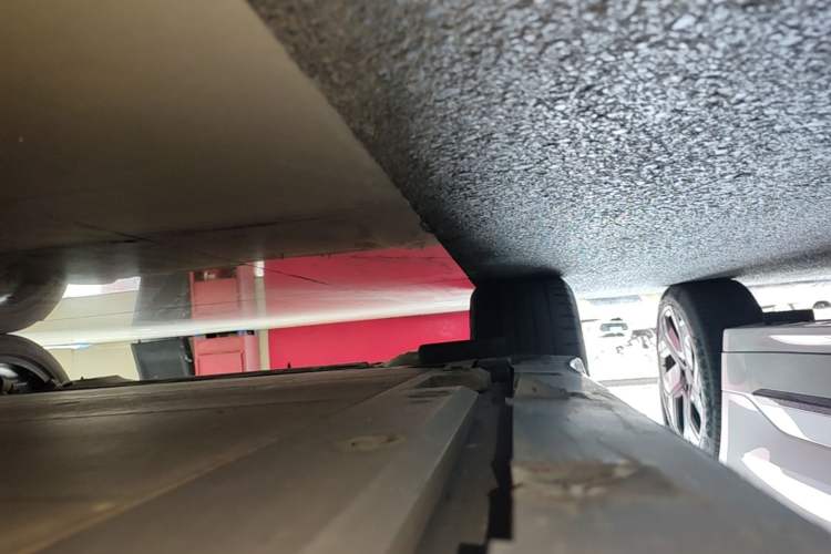 Used Zeekr 001 2021 Ultra-Long Range Single-Motor WE Edition Right Side Sill