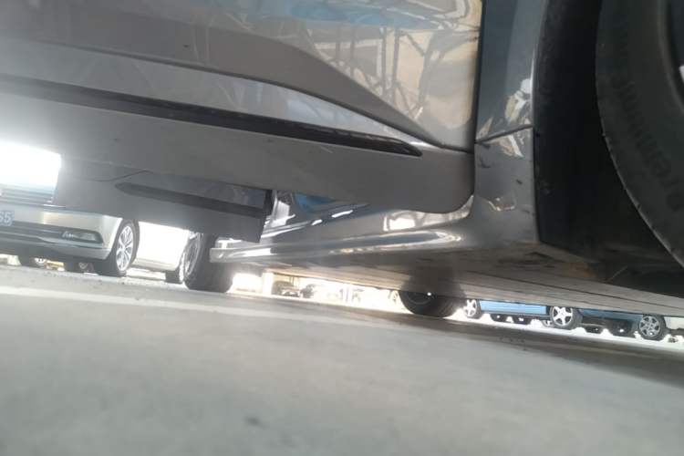 Used Zeekr 001 2021 Ultra-Long Range Dual-Motor YOU Version Right Side Sill