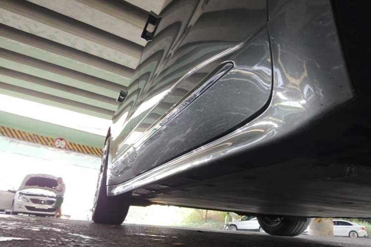 Used Zeekr 001 2021 Long-Range Dual-Motor WE Edition Right Side Sill
