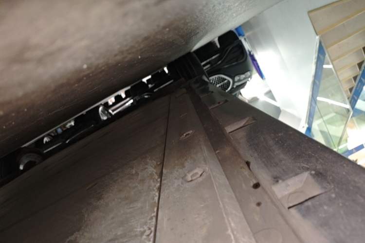 Used Zeekr 001 2021 Ultra-Long Range Single-Motor WE Edition Right Side Sill