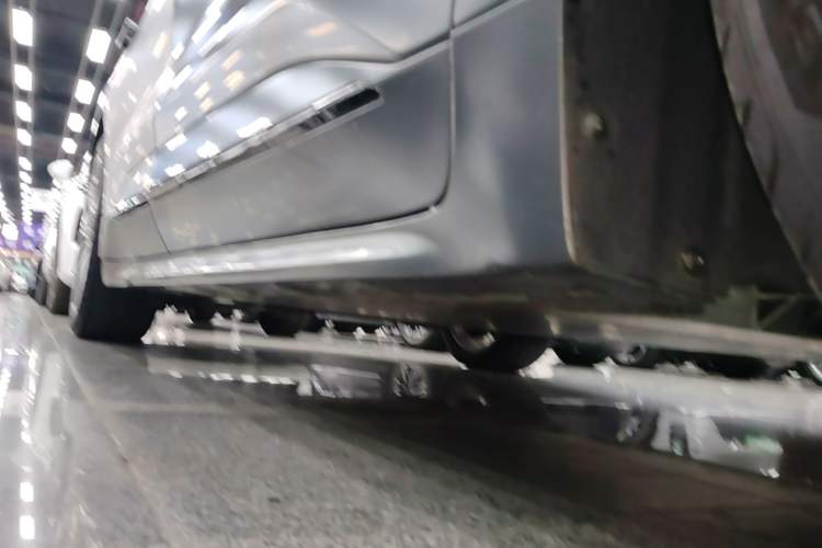 Used Zeekr 001 2021 Long-Range Dual-Motor WE Edition Right Side Sill