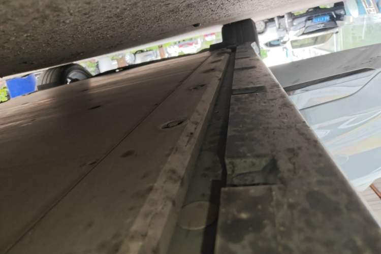 Used Zeekr 001 2021 Ultra-Long Range Dual-Motor YOU Version Right Side Sill