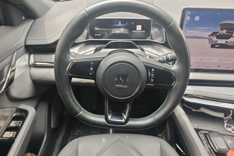 Used Zeekr 001 2021 Ultra-Long Range Dual-Motor YOU Version Steering Wheel