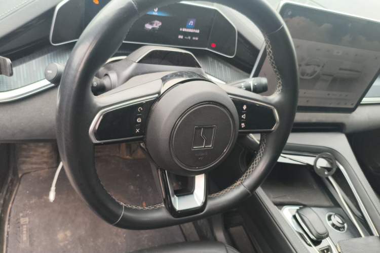 Used Zeekr 001 2021 Long-Range Dual-Motor WE Edition Steering Wheel