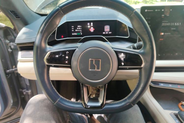 Used Zeekr 001 2021 Ultra-Long Range Single-Motor WE Edition Steering Wheel