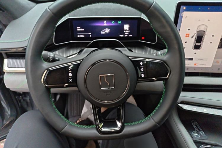 Used Zeekr 001 2021 Ultra-Long Range Dual-Motor YOU Version Steering Wheel