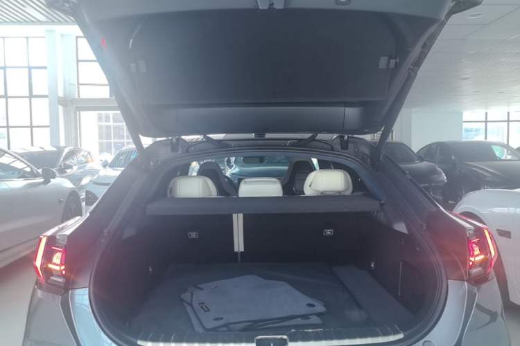 Used Zeekr 001 2021 Ultra-Long Range Dual-Motor YOU Version Trunk