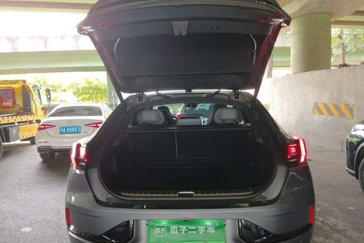 Used Zeekr 001 2021 Long-Range Dual-Motor WE Edition Trunk