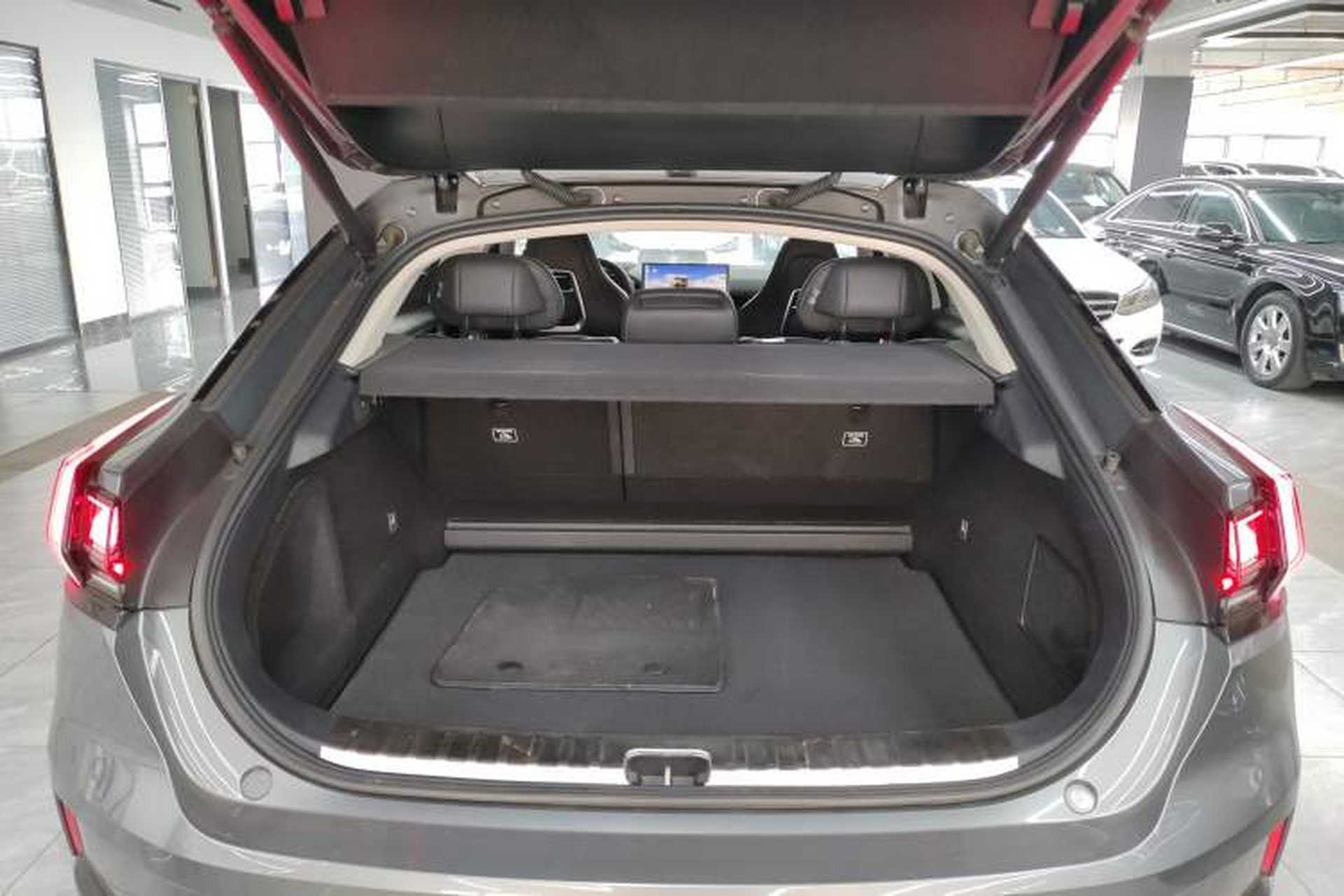 Used Zeekr 001 2021 Ultra-Long Range Single-Motor WE Edition Trunk