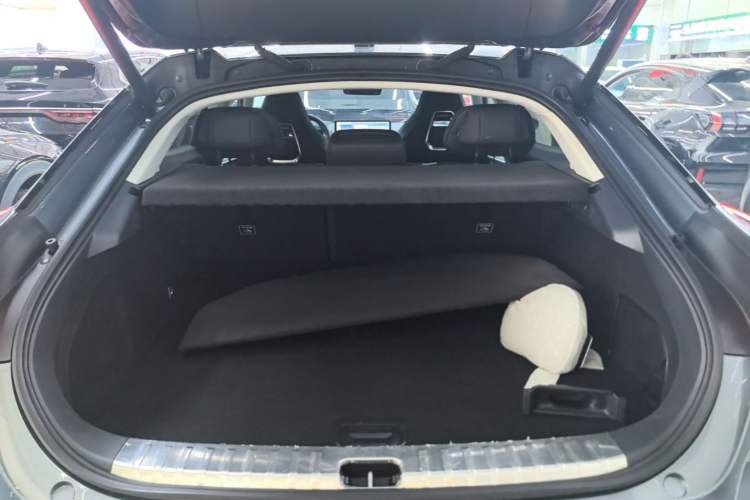 Used Zeekr 001 2021 Long-Range Dual-Motor WE Edition Trunk