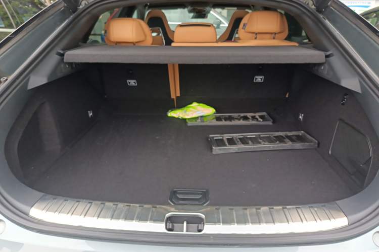 Used Zeekr 001 2021 Ultra-Long Range Dual-Motor YOU Version Trunk