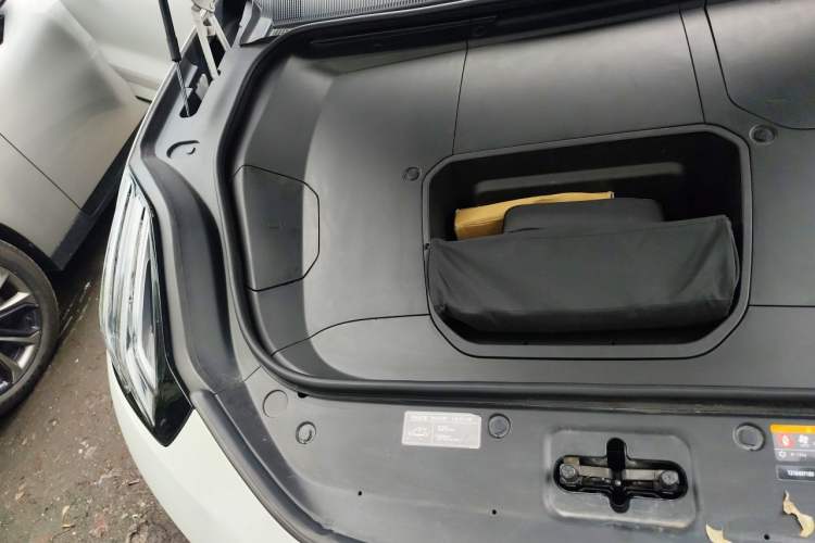 Used Zeekr 001 2021 Long-Range Dual-Motor WE Edition Engine Bay Right