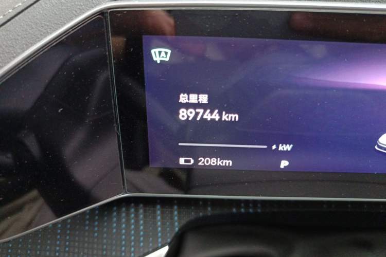 Used Zeekr 001 2021 Ultra-Long Range Single-Motor WE Edition Odometer Close Up