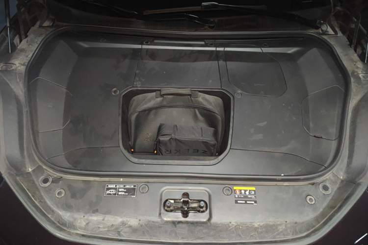 Used Zeekr 001 2021 Ultra-Long Range Dual-Motor YOU Version Engine Bay
