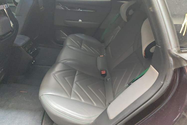 Used Zeekr 001 2021 Ultra-Long Range Dual-Motor YOU Version Left Rear Seat