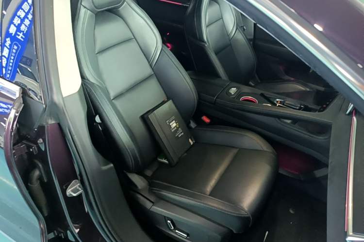 Used Zeekr 001 2021 Ultra-Long Range Single-Motor WE Edition Right Front Seat