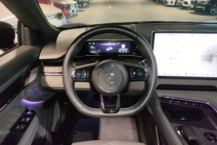 Used Zeekr 001 2021 Ultra-Long Range Dual-Motor YOU Version Steering Wheel