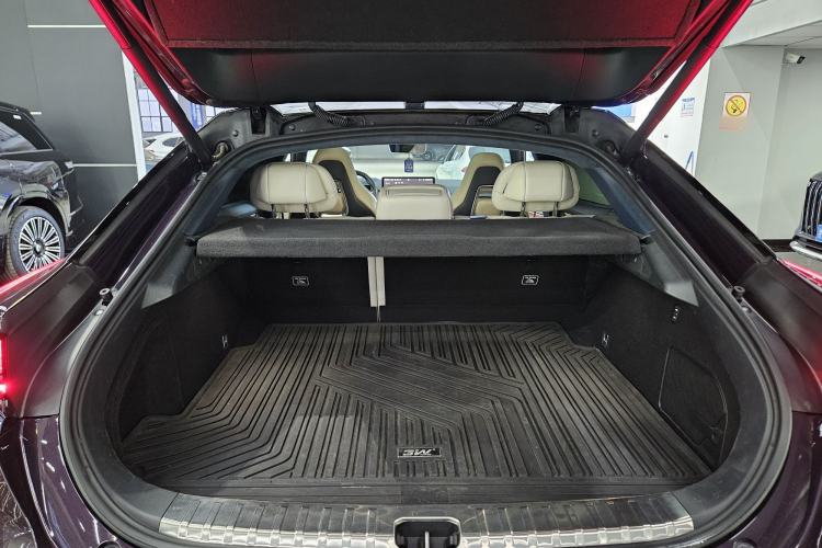 Used Zeekr 001 2021 Ultra-Long Range Dual-Motor YOU Version Trunk