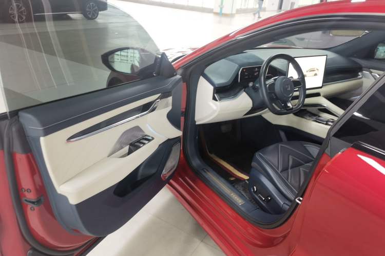 Used Zeekr 001 2021 Ultra-Long Range Dual-Motor YOU Version Interior 3