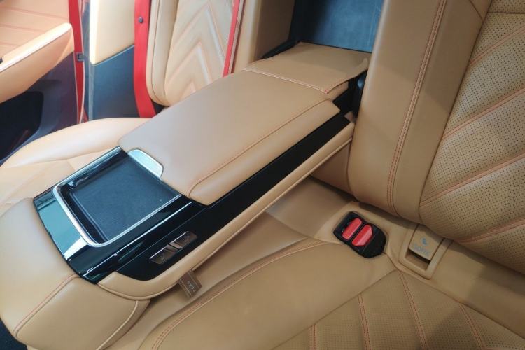 Used Zeekr 001 2021 Ultra-Long Range Dual-Motor YOU Version Left Rear Seat