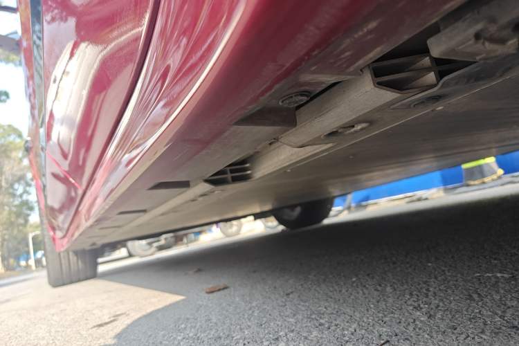 Used Zeekr 001 2021 Long-Range Dual-Motor WE Edition Left Side Sill