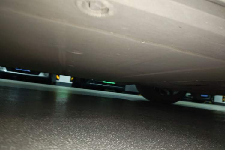 Used Zeekr 001 2021 Ultra-Long Range Single-Motor WE Edition Chassis Front Right