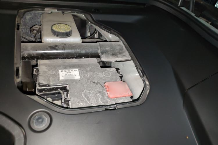 Used Zeekr 001 2021 Ultra-Long Range Single-Motor WE Edition Engine Bay Left