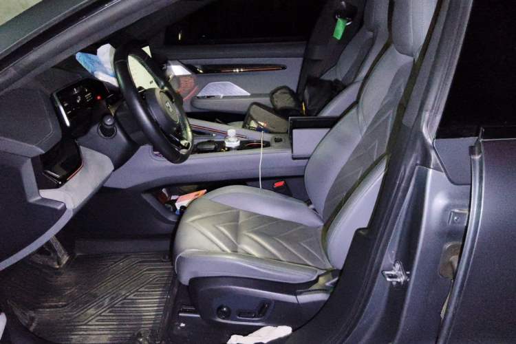 Used Zeekr 001 2021 Ultra-Long Range Dual-Motor YOU Version Left Front Seat