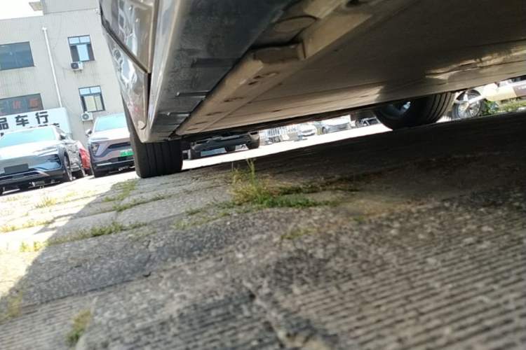 Used Zeekr 001 2021 Ultra-Long Range Single-Motor WE Edition Left Side Sill