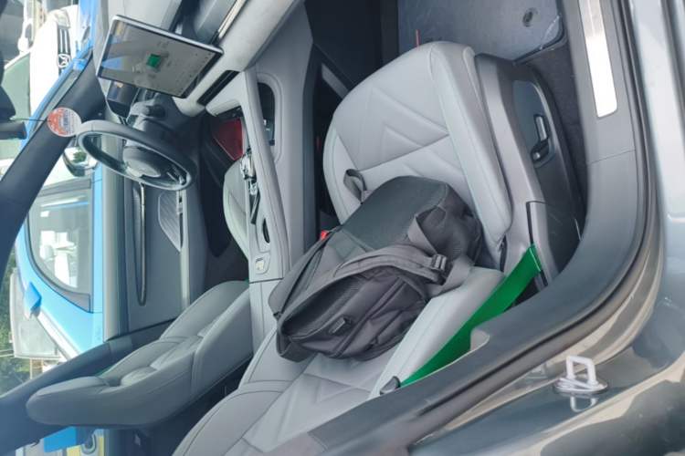 Used Zeekr 001 2021 Ultra-Long Range Single-Motor WE Edition Right Front Seat