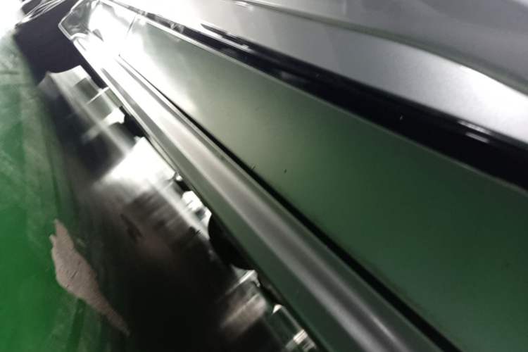 Used Zeekr 001 2021 Long-Range Dual-Motor WE Edition Right Side Sill