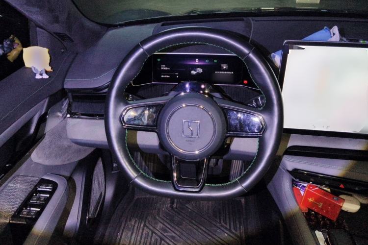 Used Zeekr 001 2021 Ultra-Long Range Dual-Motor YOU Version Steering Wheel