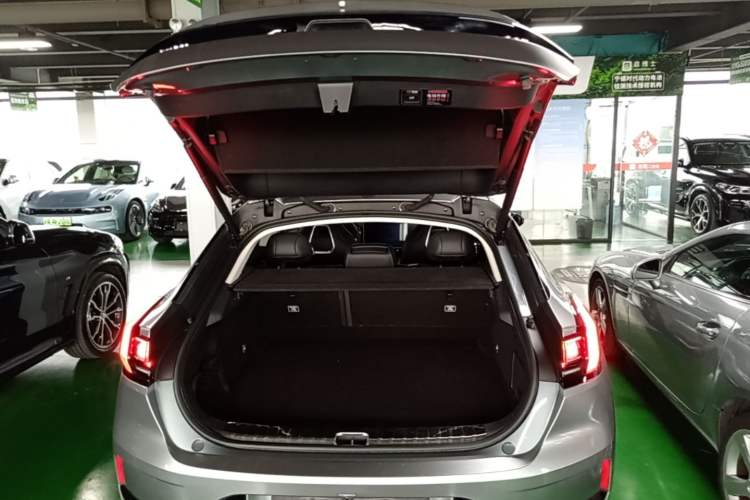 Used Zeekr 001 2021 Long-Range Dual-Motor WE Edition Trunk
