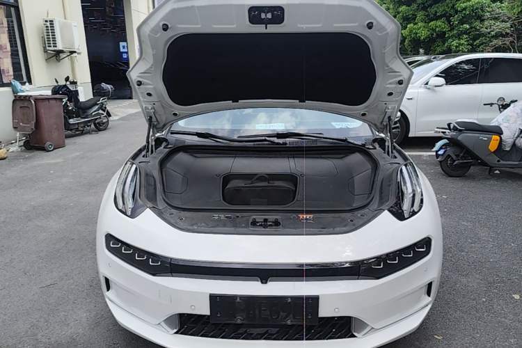Used Zeekr 001 2021 Long-Range Dual-Motor WE Edition Engine Bay