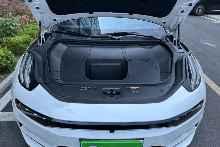 Used Zeekr 001 2021 Long-Range Dual-Motor WE Edition Engine Bay